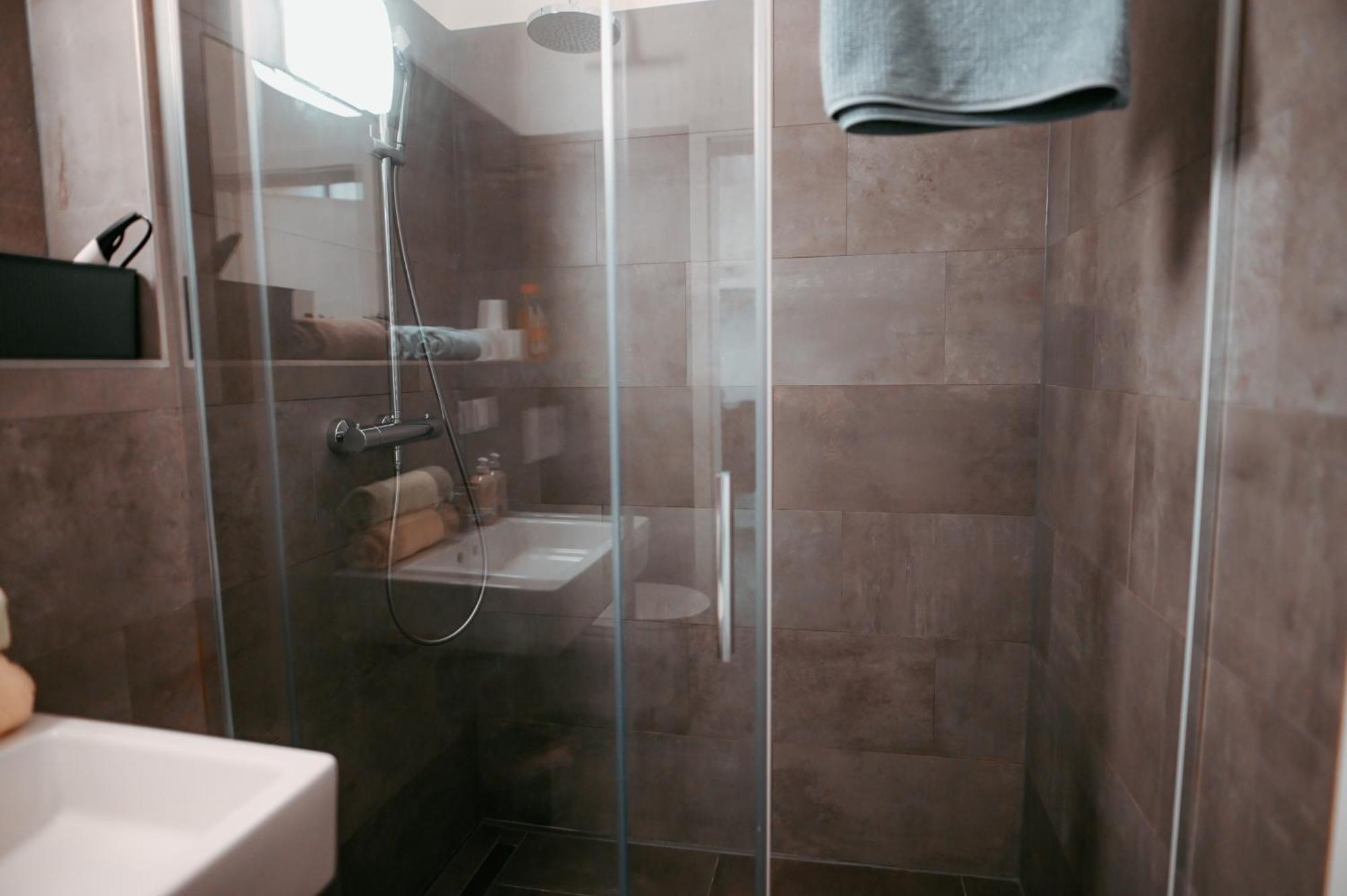 Raimond Apartment Top 12 Wina Bagian luar foto